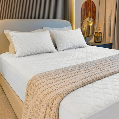 Cama Vestida Impermeable DELUXE + 2 Protectores de Almohada |ULTIMAS UNIDADES|